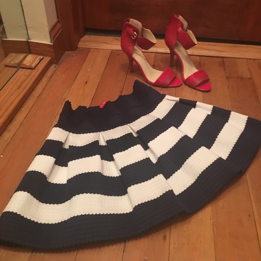 Sans Souci skirt