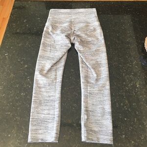 Lululemon hi-rise crop leggings