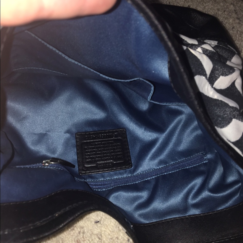 Authentic Coach Handbag - Picture 2 of 2