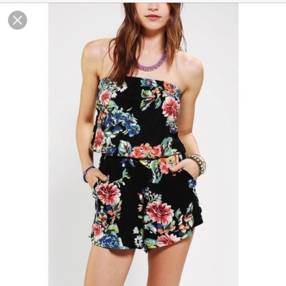 Angie floral romper- only worn once!