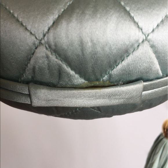 CHANEL Satin Quilted egg clutch 90's Tiffany blue - Picture 8 of 8
