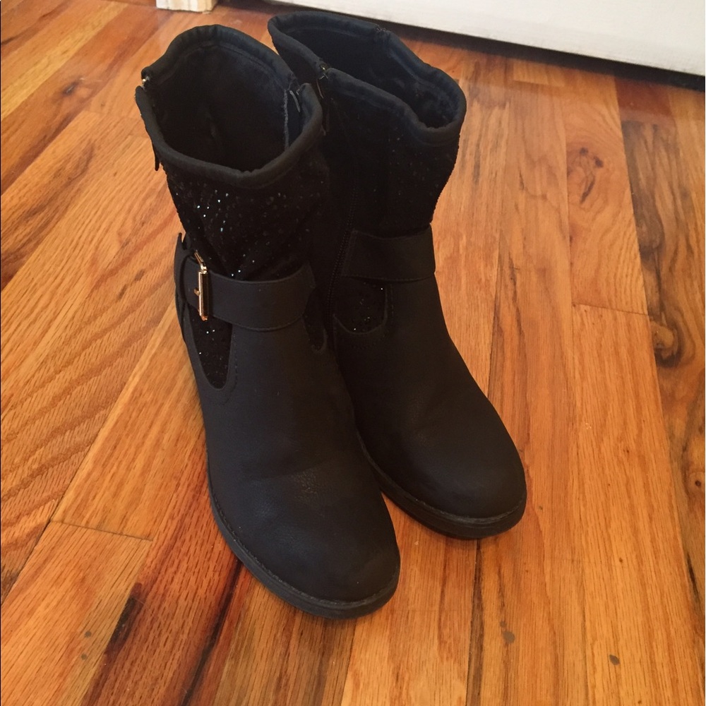 Booties - Picture 2 of 3