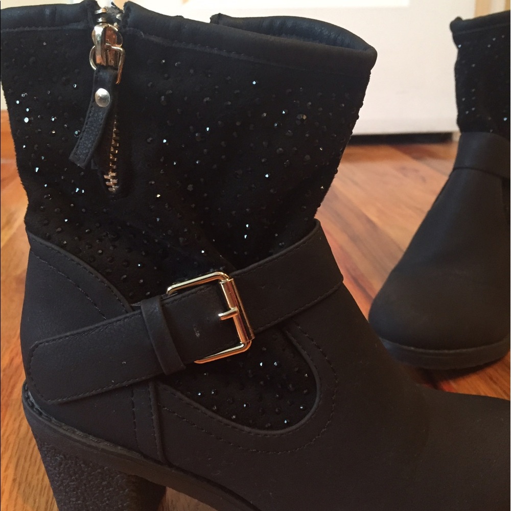 Booties - Picture 3 of 3