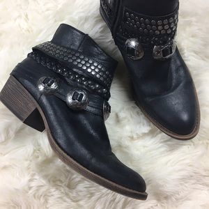 Festival Season Vintage Western Style Booties