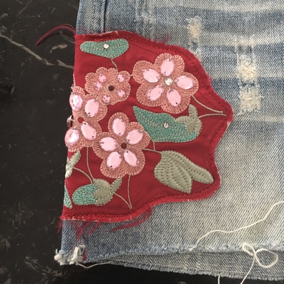 NWT Sans Souci Denim Skirt w/ Rhinestone Appliqués - Picture 3 of 6