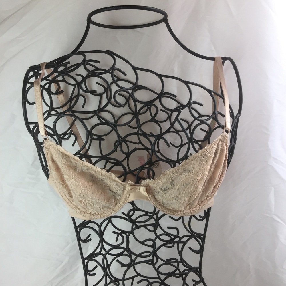 Victoria's Secret Unlined Demi Lace 32B