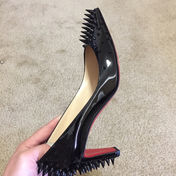 Christian Louboutin studs heel in black 6.5 - Picture 2 of 3
