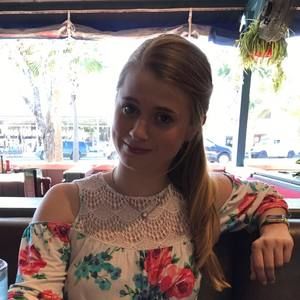 Meet your Posher, Genevieve