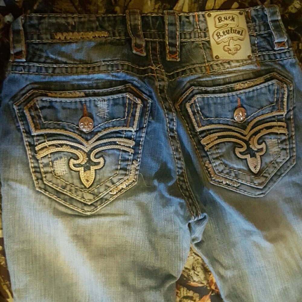 MENS ROCK REVIVALS!!