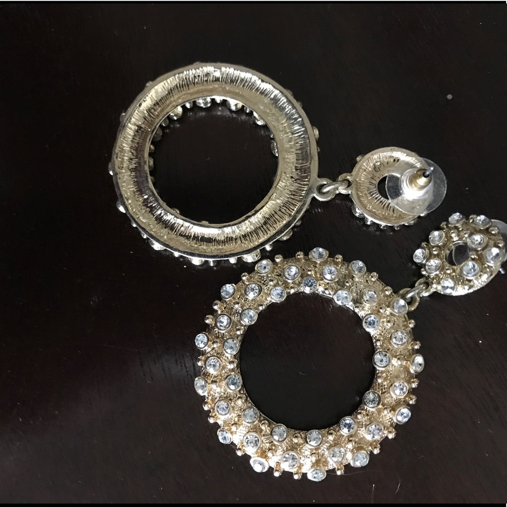 Pretty earrings - Picture 3 of 3