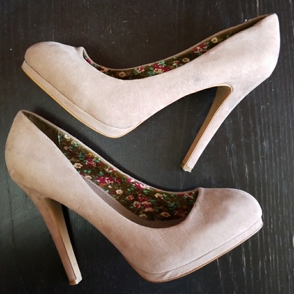 Zara Shoes - Zara Trafaluc Collection Heels