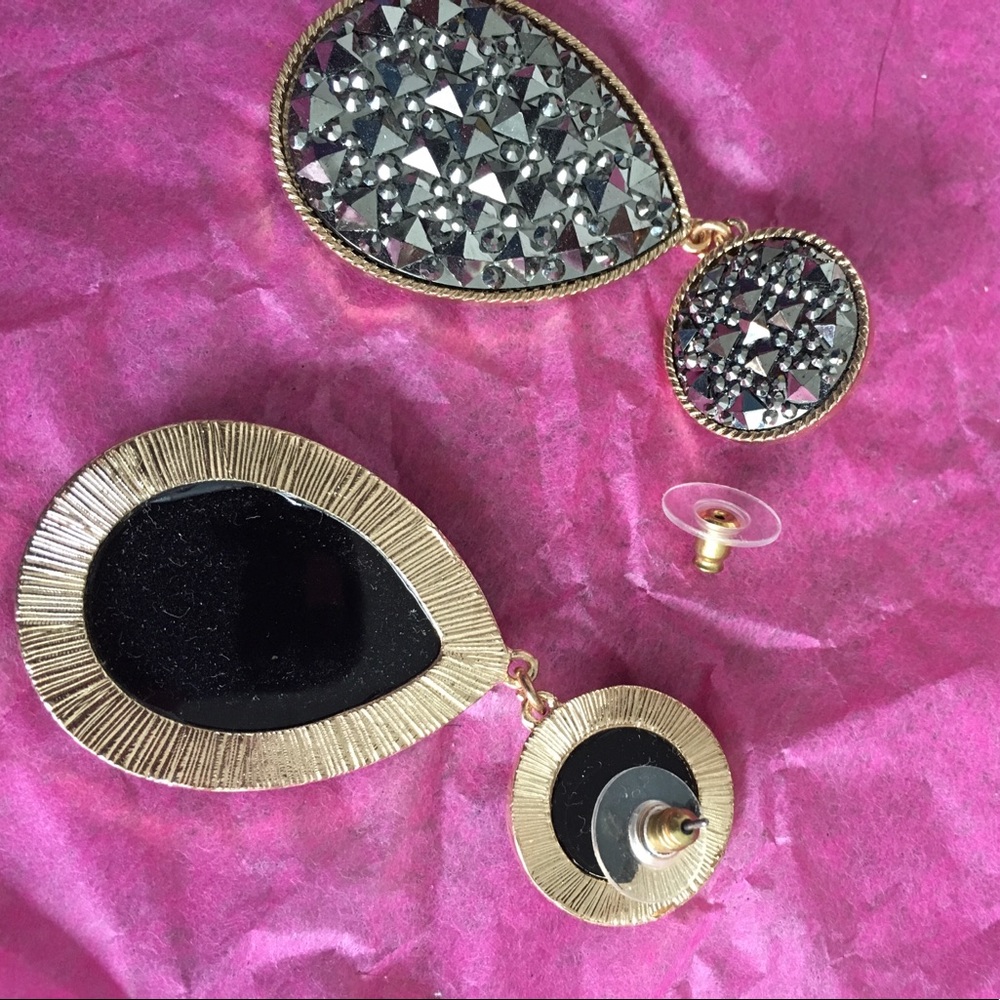 Statement Earrings - Picture 3 of 4