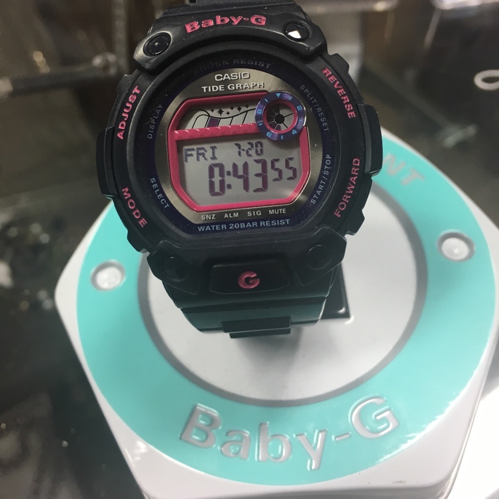 Baby-G shock watch