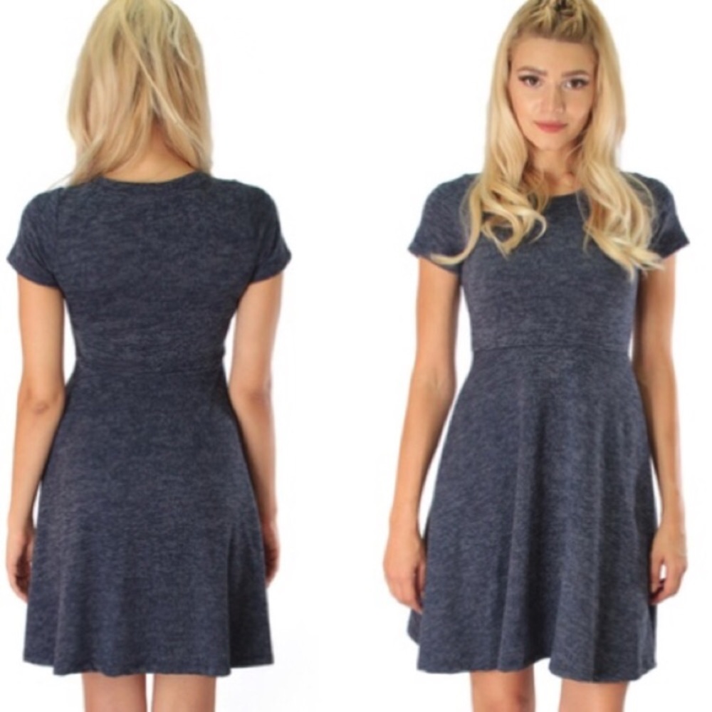 FINAL MARK DOWN🎉9/15/17 HOST PICK🎉 - Picture 2 of 4