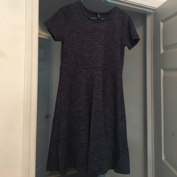 FINAL MARK DOWN🎉9/15/17 HOST PICK🎉 - Picture 3 of 4