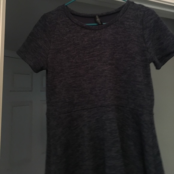 FINAL MARK DOWN🎉9/15/17 HOST PICK🎉 - Picture 4 of 4