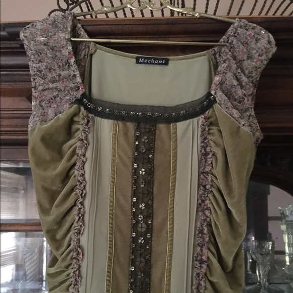 2 PIECE TOP - Picture 2 of 2