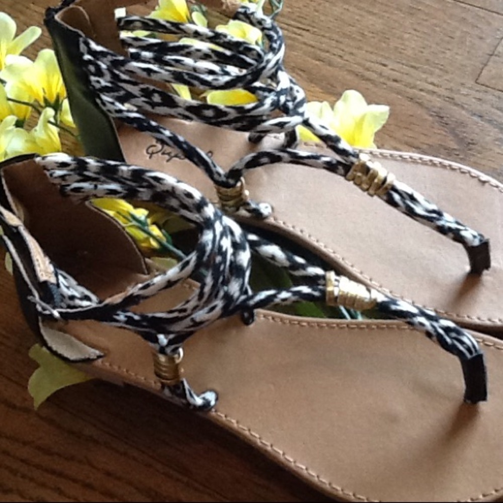 ✨Trendy Qupid Strappy Sandals✨