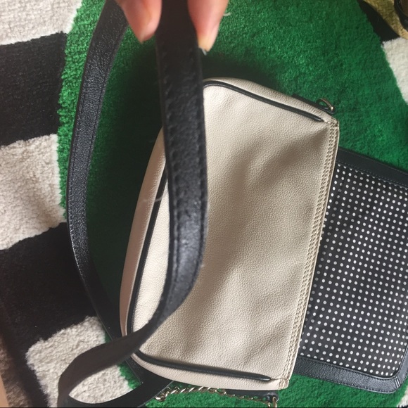 Kate spade crossbody - Picture 3 of 5