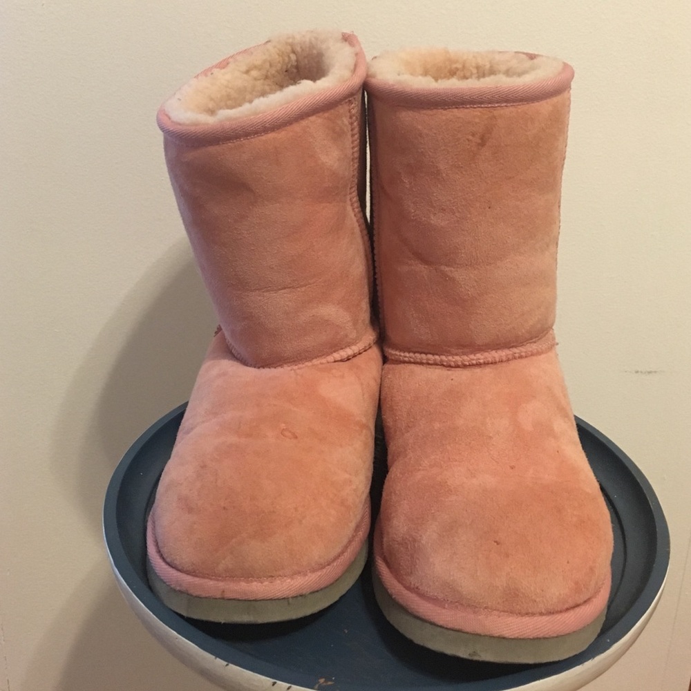 Pink faux uggs