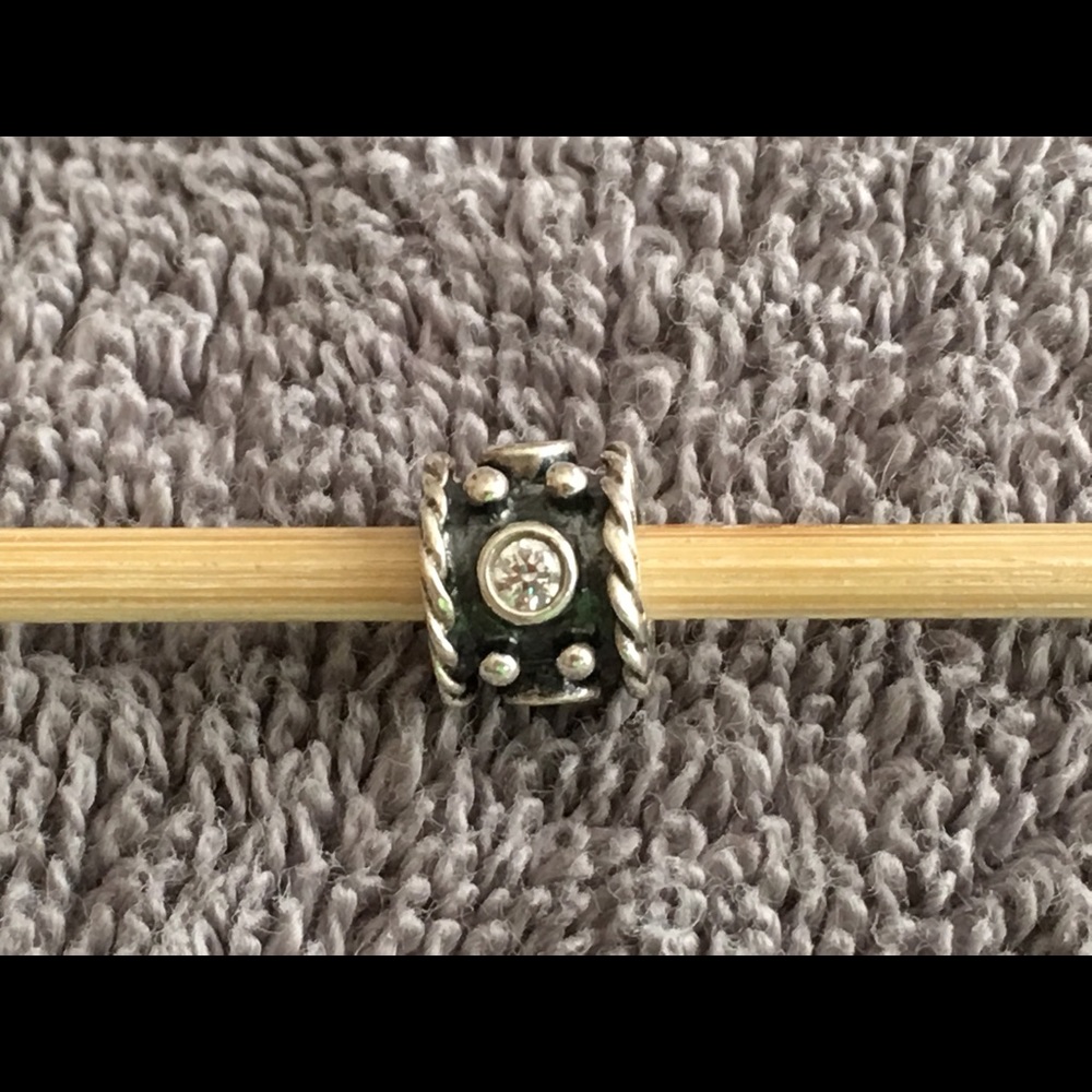 EUC Pandora #790221 Pandora Abstract Crown Charm