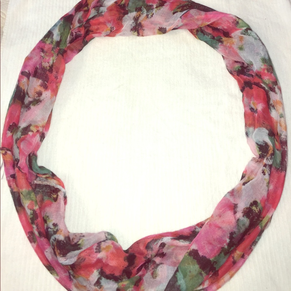 Spring/Fall Scarf bundle. 🌺🍁 - Picture 2 of 4