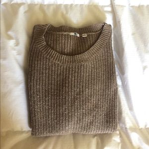 Uniqlo tan sweater - size Small