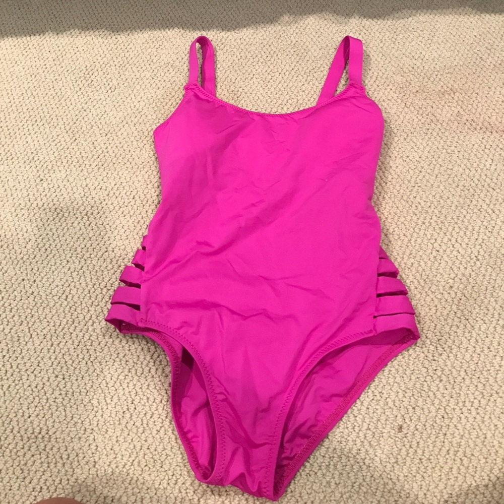 one piece bathing suit
