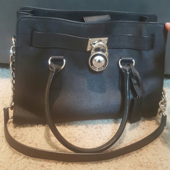 Michael Kors Handbags - Authentic Michael Kors Purse
