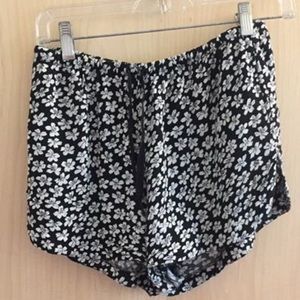 Brandy Melville floral eve shorts