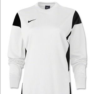 🆕 NWT Nike dri-fit long sleeve top Women Size M