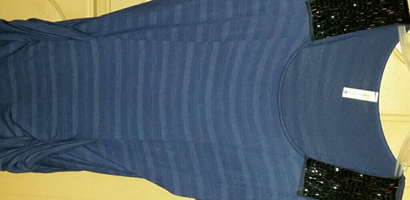 XL Sequined Embellished Blouse - Picture 2 of 3