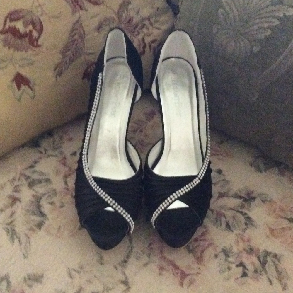 size 8 Black  High Heels