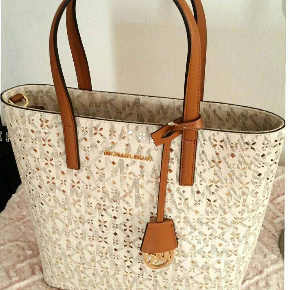Michael Kors Tote