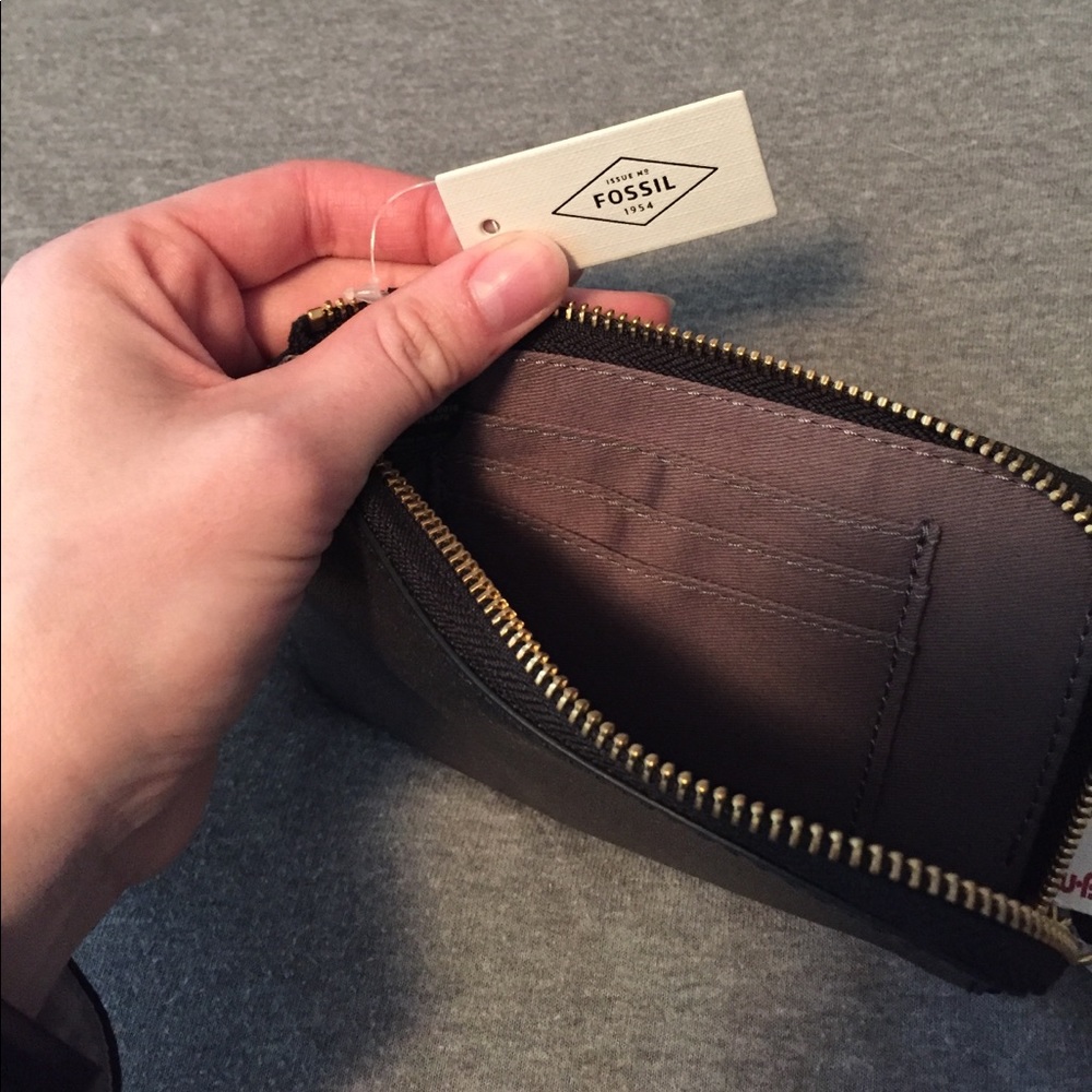 Fossil metallic wristlet. - Picture 2 of 3