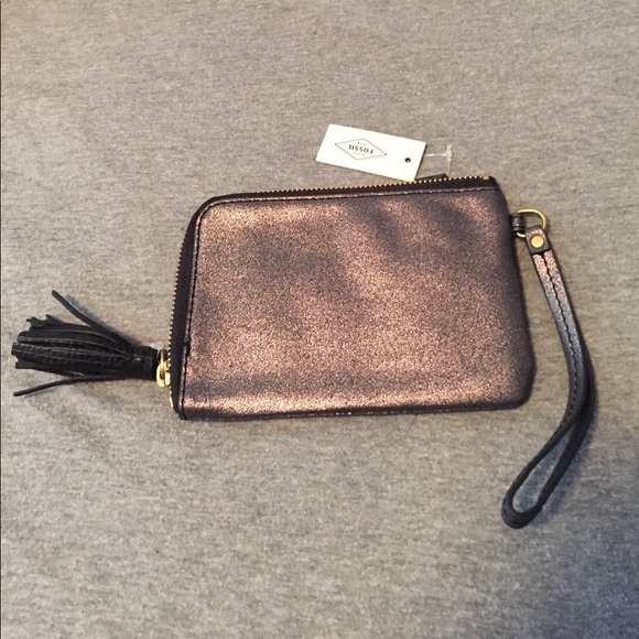 Fossil metallic wristlet. - Picture 3 of 3