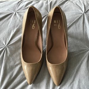 Gold Metallic Pumps