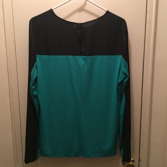 Nearly new Calvin Klein black and green blouse - Picture 2 of 4