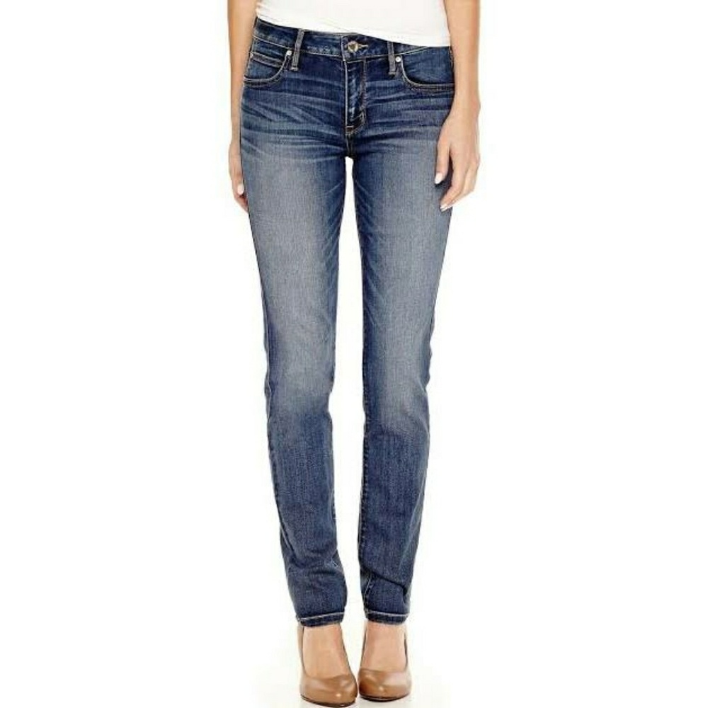 Distressed skinny jeans by a.n.a