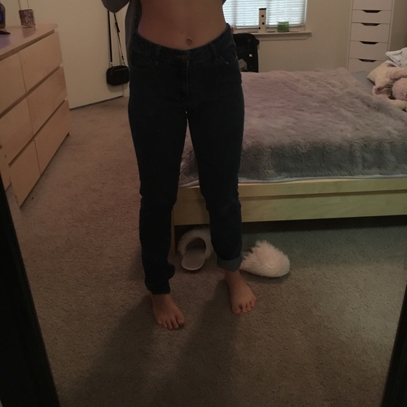 Dark blue jeans! - Picture 3 of 3