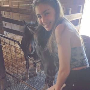 Meet your Posher, Brianna