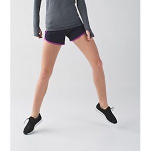 LuluLemon Tracker Short III Size 6