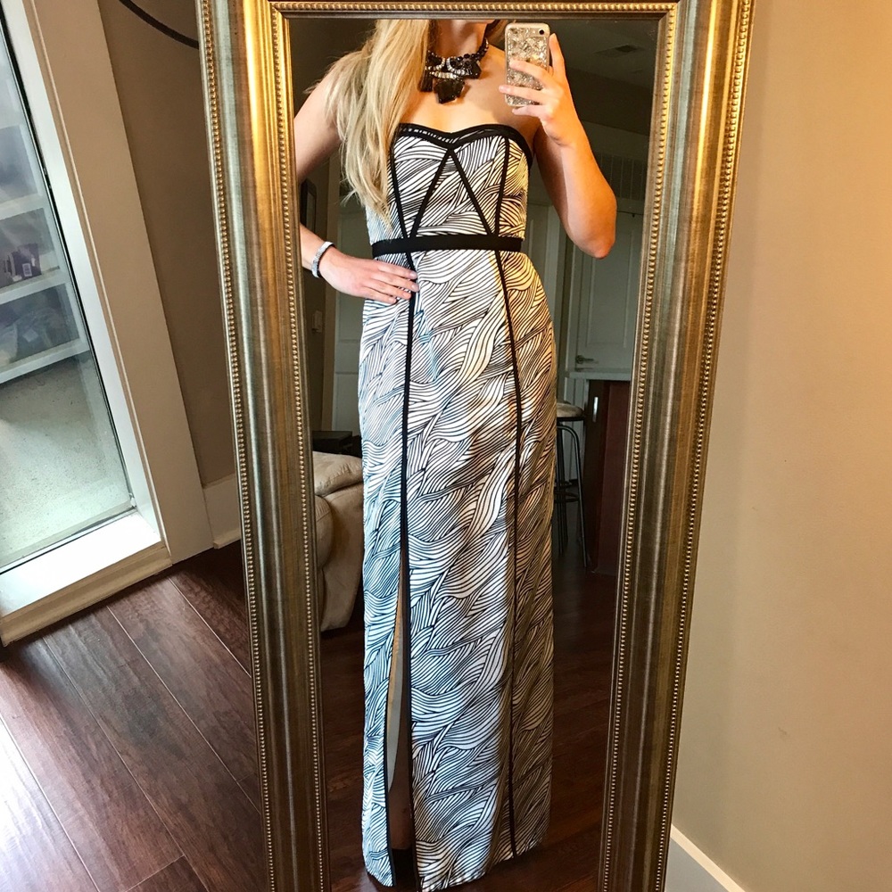 BCBGMAXAZRIA long gown dress strapless print
