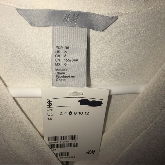 Cream/white button up long sleeve shirt - Picture 3 of 4