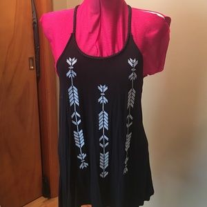 ✨Maurice's Arrow Tank✨