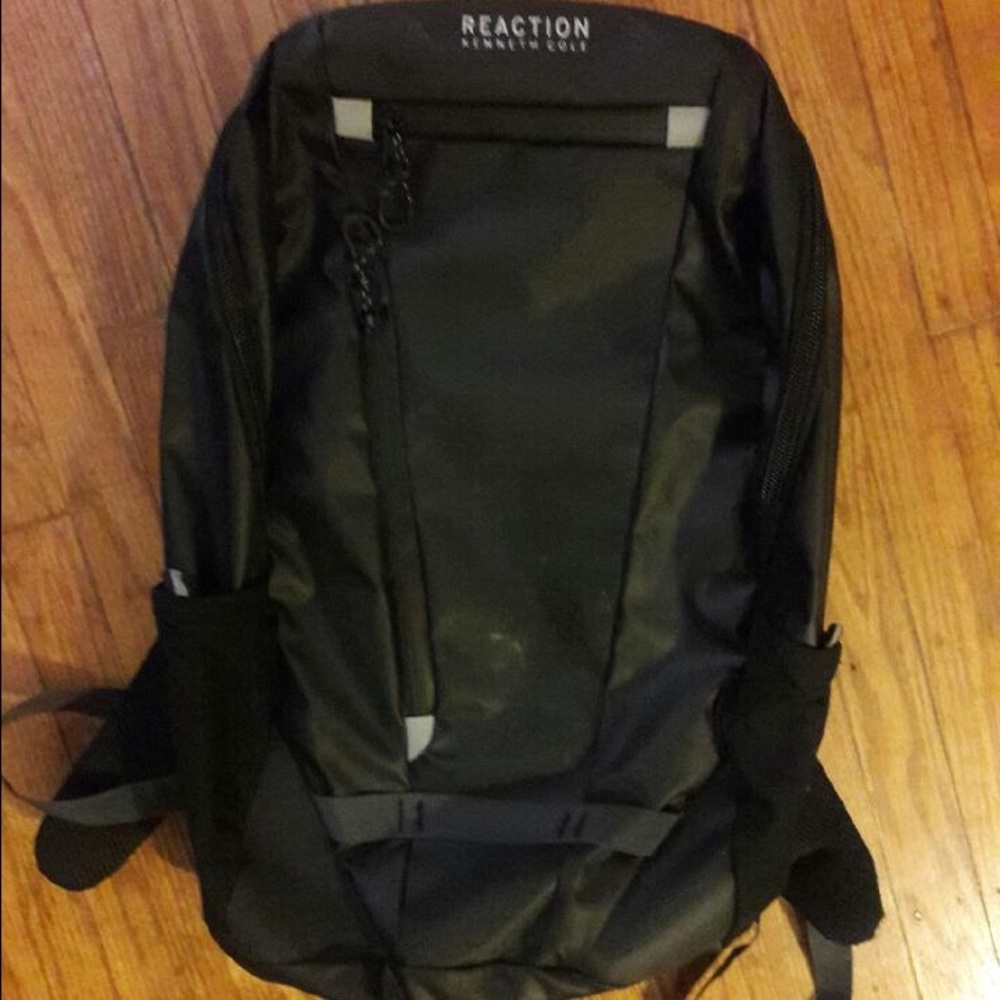 Kenneth Cole Reaction BackPack