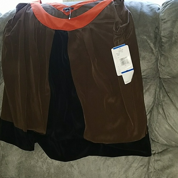 Shell - Picture 3 of 3