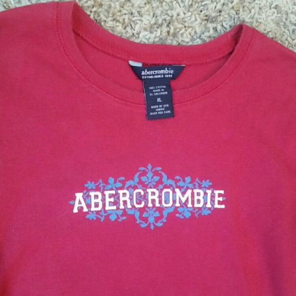 Abercrombie long Sleeve Tee... - Picture 2 of 2