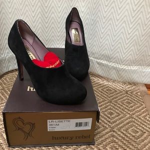 Luxury Rebel Suede Lisette Pump