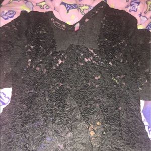 Black 3/4 sleeve shirt